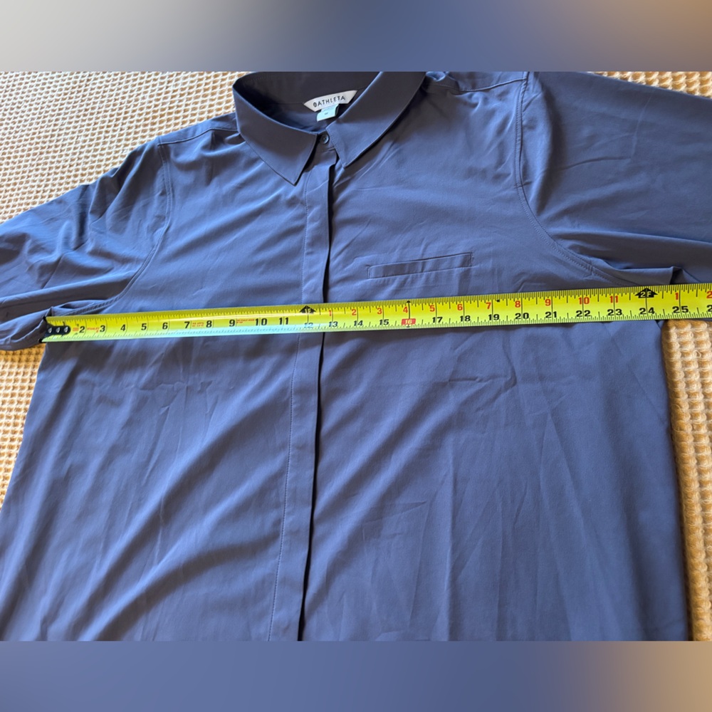 EUC Athleta Urbanite Top 2.0, Button-Down Shirt in Dusk Violet | Women’s Plus 1X - Picture 9 of 16
